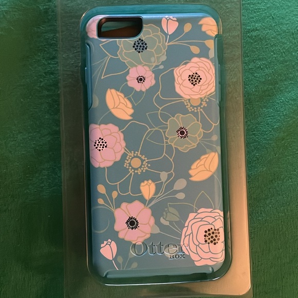 Otter Box - Picture 3 of 4